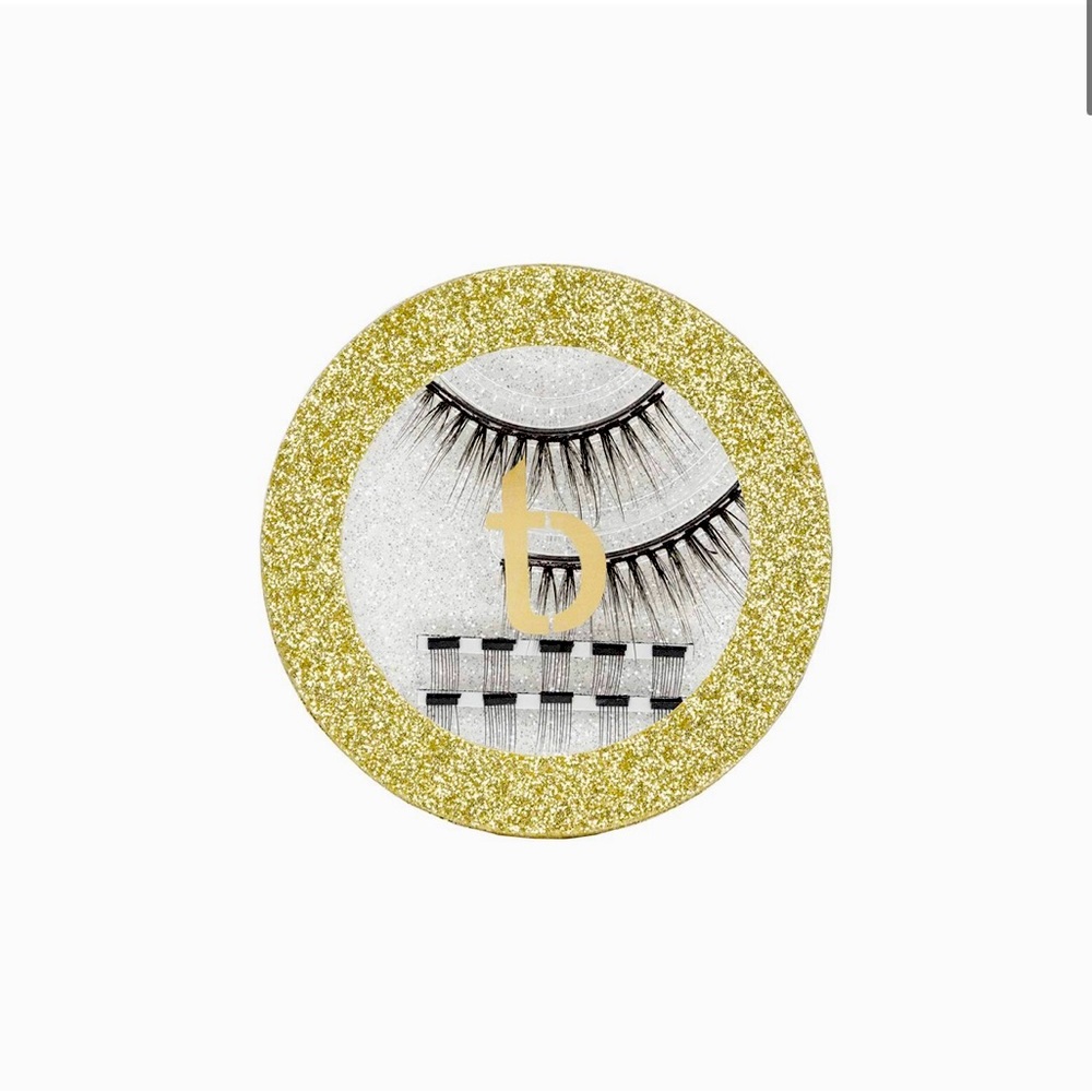 🔥3 for $20🔥🎄Tori Belle ICICLE Magnetude Magnetic Lashes🎄